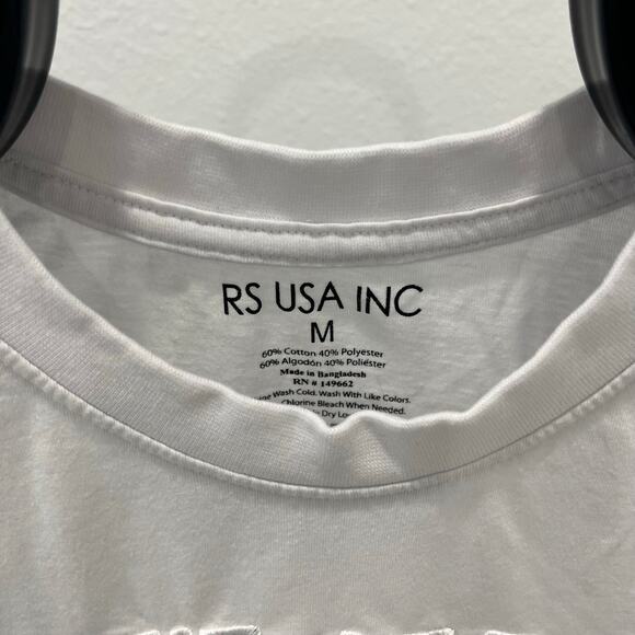 RS USA Inc Women's MD New York Yankees Embroidered Applique Graphic T-shirt - Picture 4 of 4